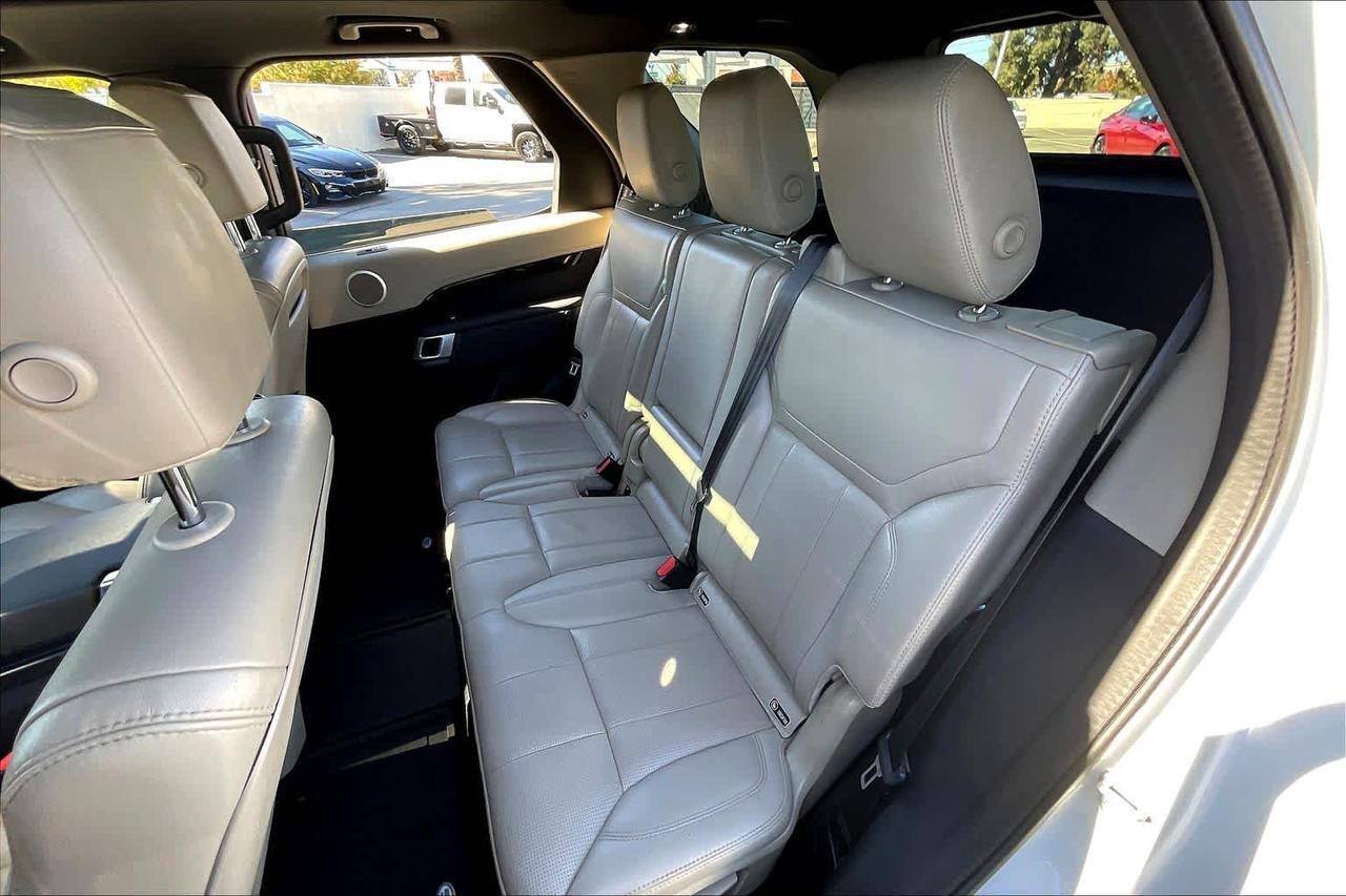 2020 Land Rover Discovery SE Roseville CA