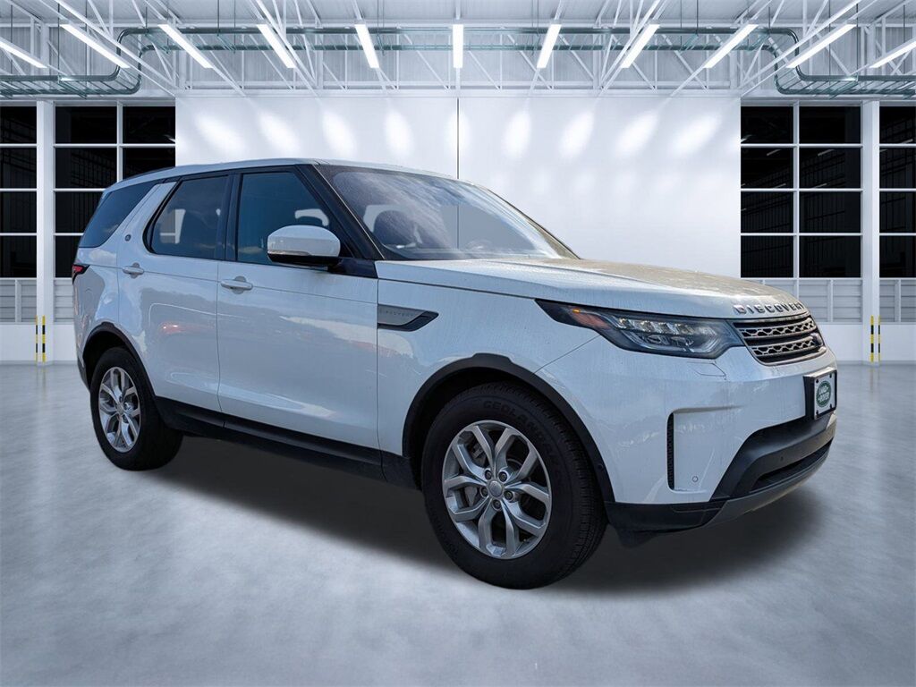 2020 Land Rover Discovery SE