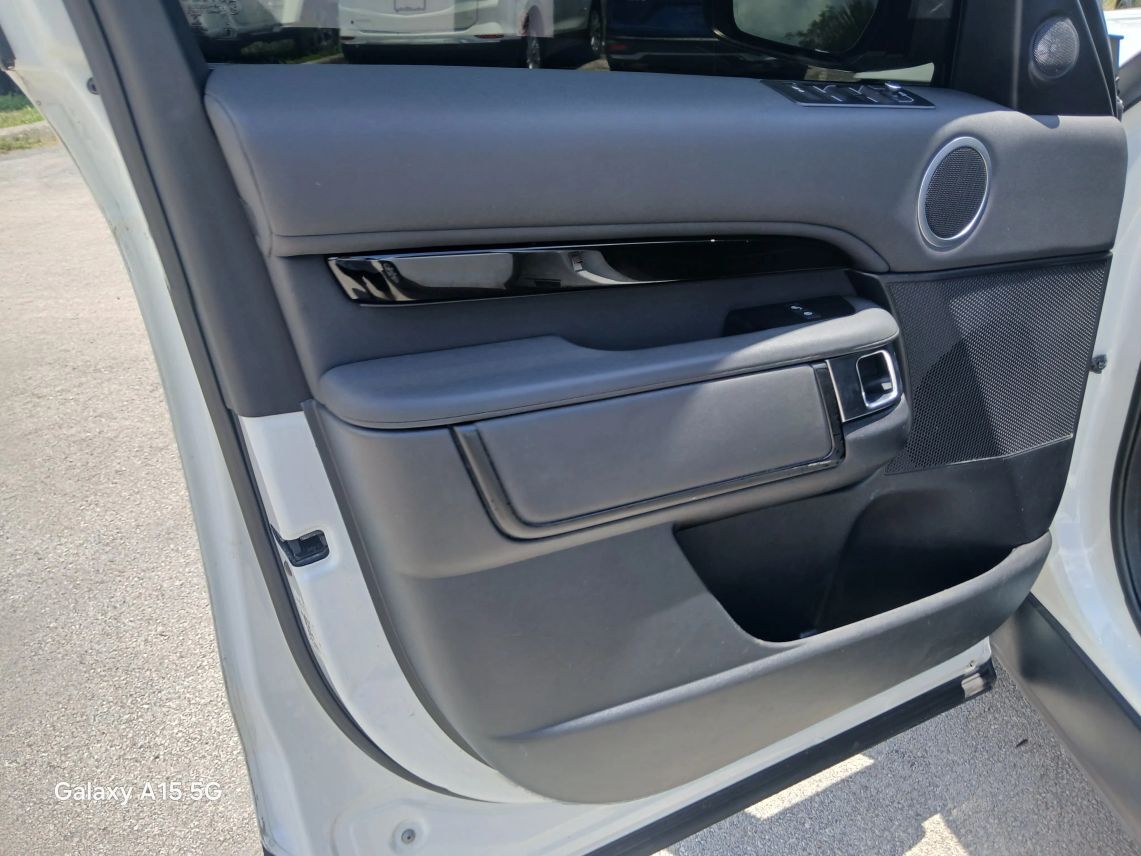 2020 Land Rover Discovery SE Sport Utility 4D Maitland FL