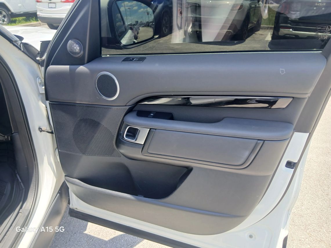 2020 Land Rover Discovery SE Sport Utility 4D Maitland FL