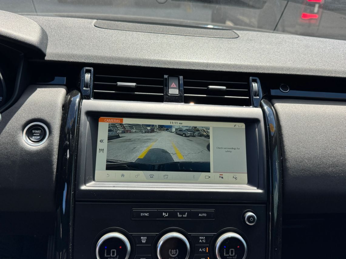 2020 Land Rover Discovery SE Sport Utility 4D