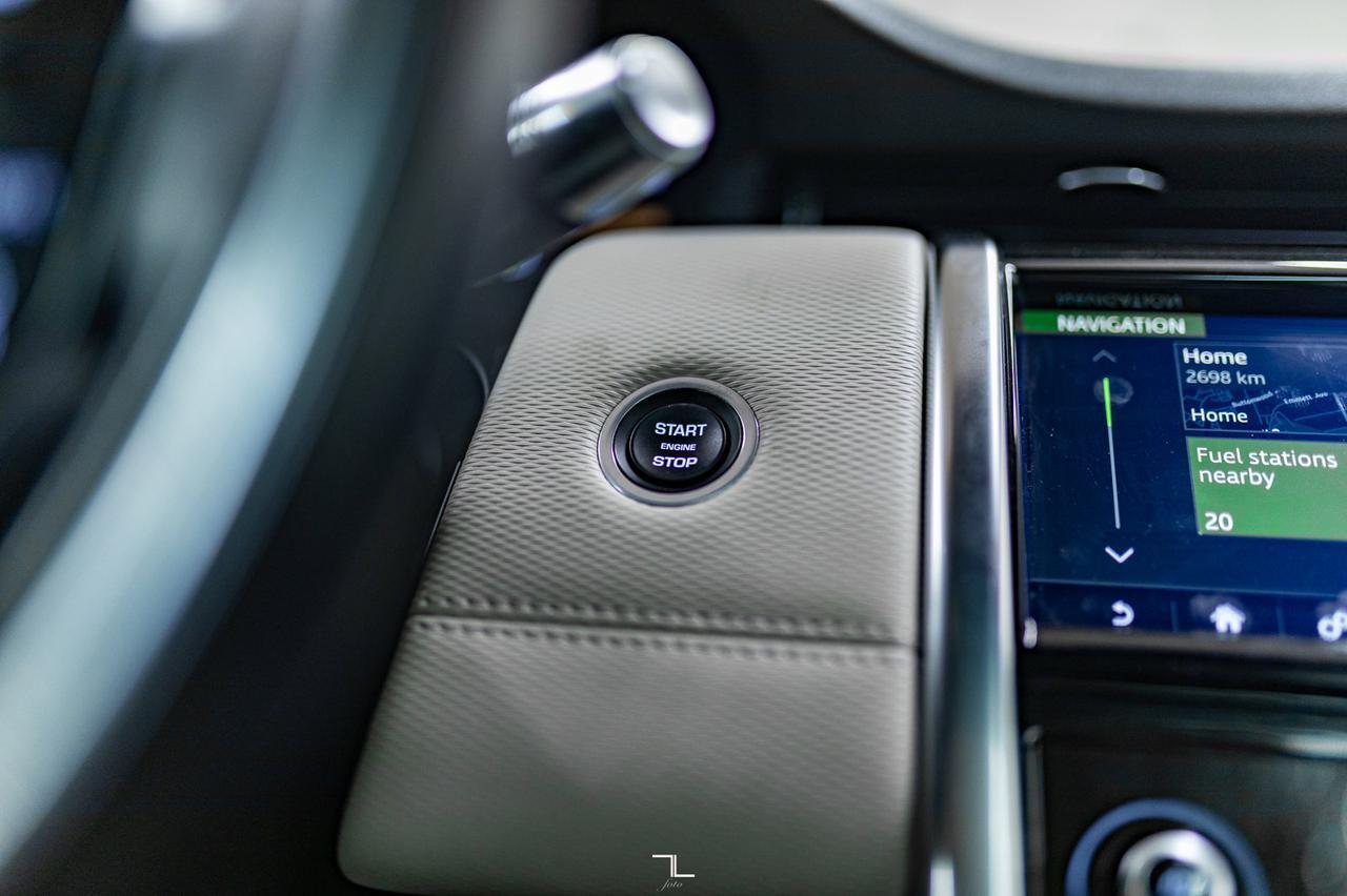 2020 Land Rover Discovery Sport AWD R-Dynamic SE Leather Roof Nav BCam Red Deer AB