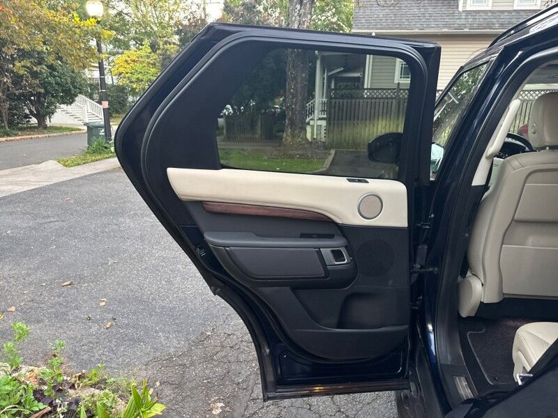 2020 Land Rover Discovery V6 HSE Luxury AWD w/ 7 SEAT LUXURY CLIMATE COMFORT PACKAGE Arlington VA