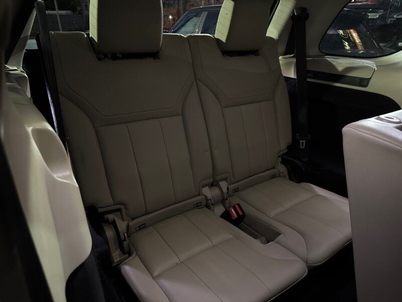 2020 Land Rover Discovery V6 HSE Luxury AWD w/ 7 SEAT LUXURY CLIMATE COMFORT PACKAGE Arlington VA