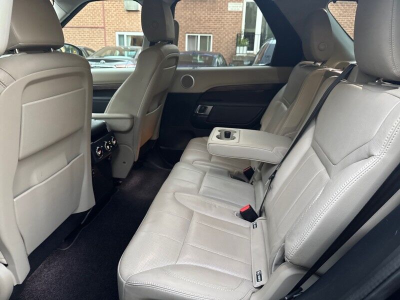 2020 Land Rover Discovery V6 HSE Luxury AWD w/ 7 SEAT LUXURY CLIMATE COMFORT PACKAGE Arlington VA