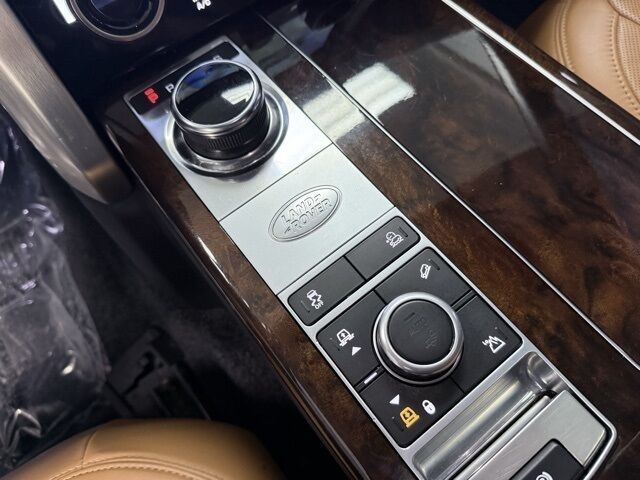2020 Land Rover Range Rover Autobiography photo 11