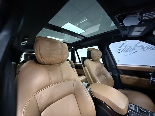 2020 Land Rover Range Rover Autobiography photo 23