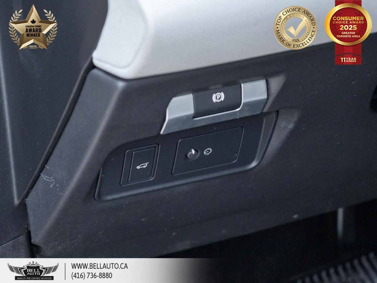2020 Land Rover Range Rover Evoque SE | PANORAMIC SUNROOF | MERIDIAN SOUND | POWER AND MEMORY SEATS | ONSTAR | BACKUPCAM | NO ACCIDENT Toronto ON