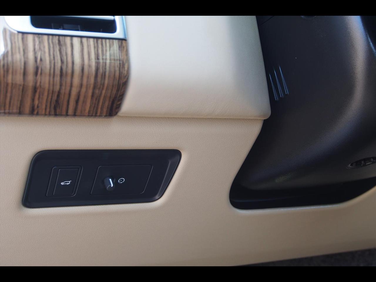 2020 Land Rover Range Rover HSE