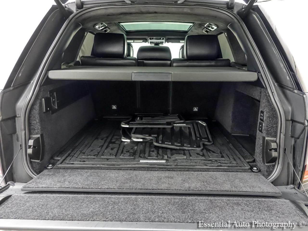 2020 Land Rover Range Rover P525 HSE Willowbrook IL