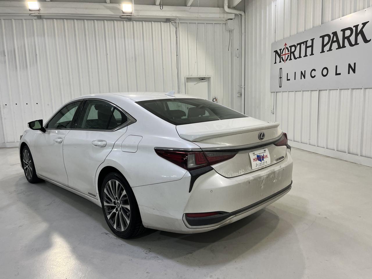 2020 Lexus ES 300h San Antonio TX