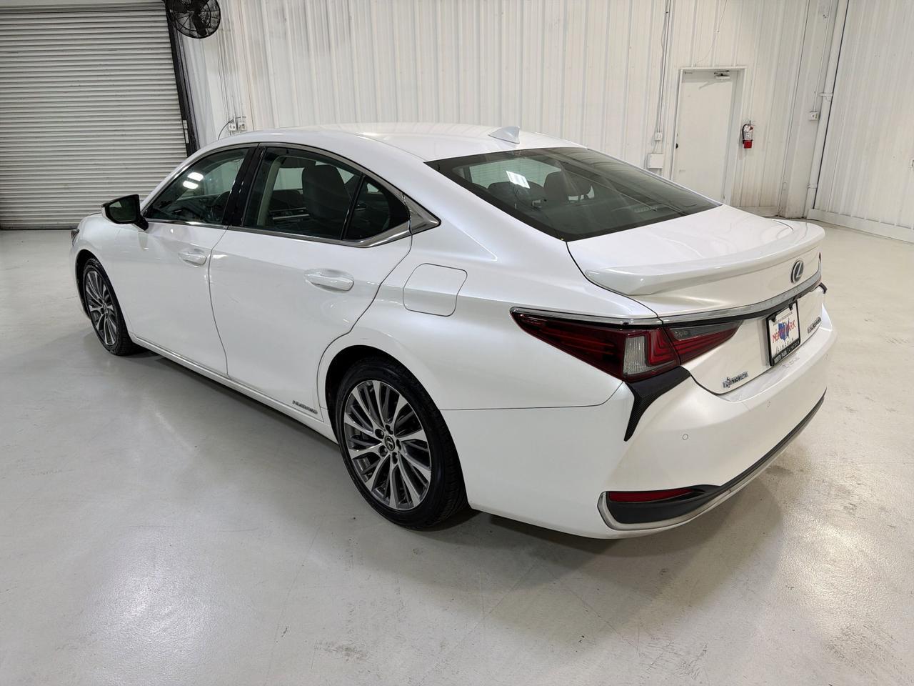 2020 Lexus ES 300h San Antonio TX