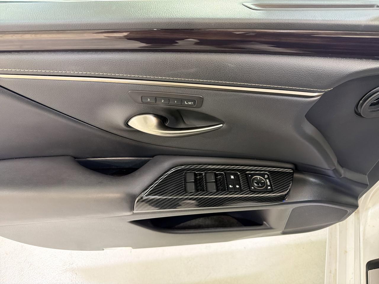 2020 Lexus ES 300h San Antonio TX