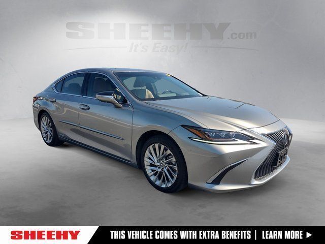 2020 Lexus ES 300h Ultra Luxury