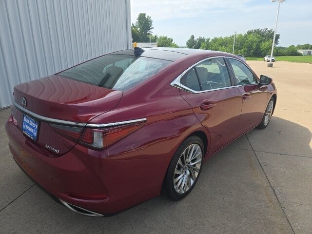 2020 Lexus ES 350 Luxury West Burlington IA