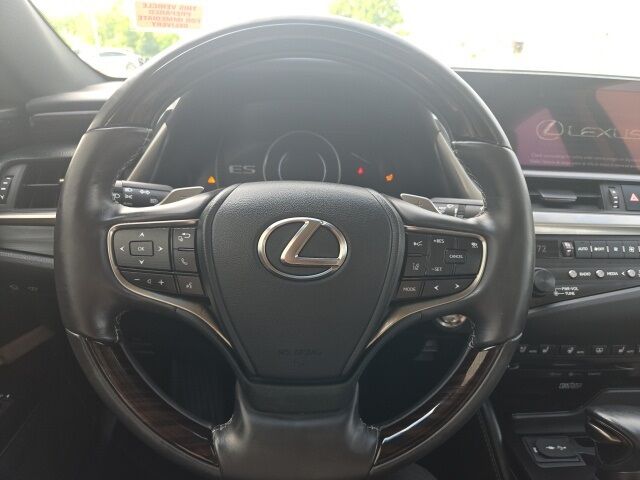 2020 Lexus ES 350 Luxury West Burlington IA