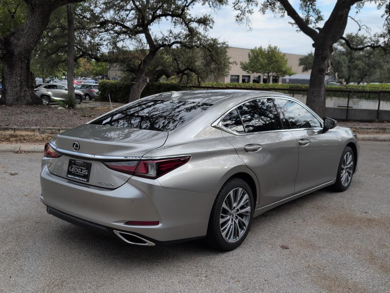 2020 Lexus ES 350