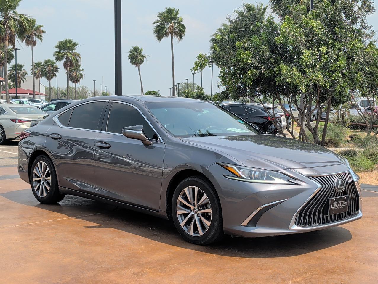 2020 Lexus ES