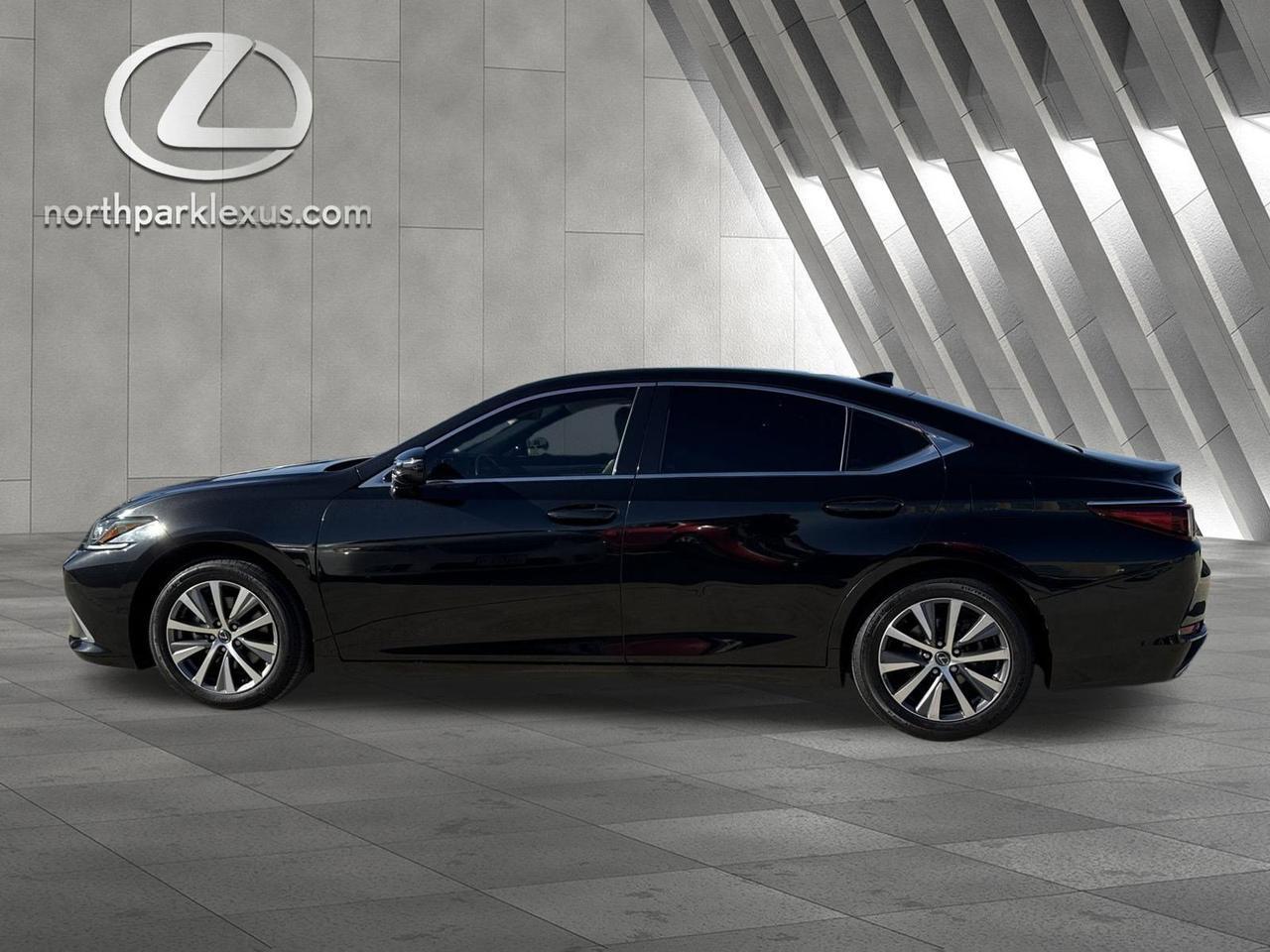 2020 Lexus ES
