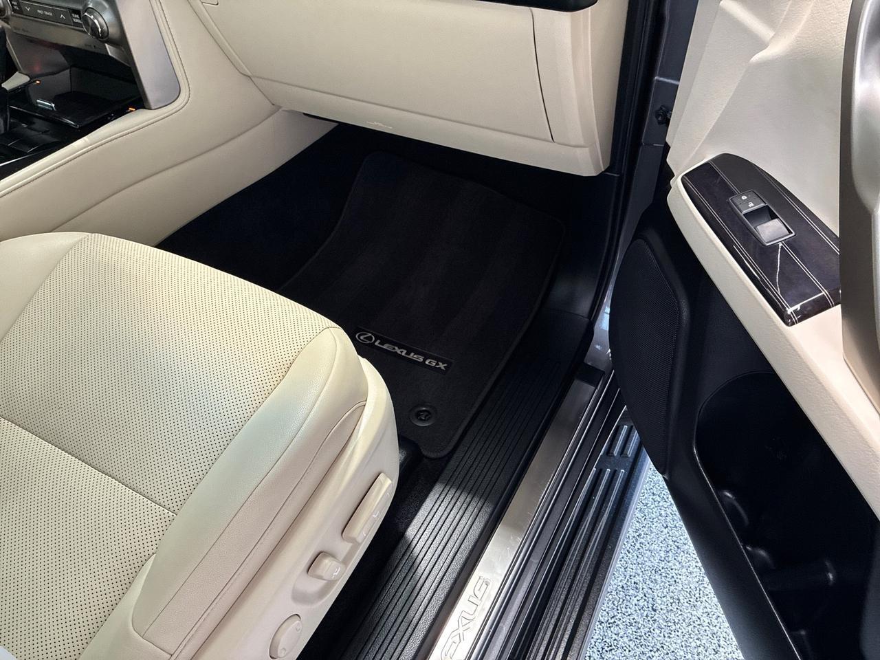 2020 Lexus GX460 Premium, Wood & Leather Steering Wheel Houston TX