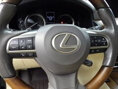 2020 Lexus LX 570 4WD Fond du Lac WI