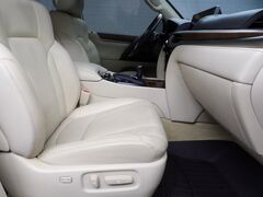 2020 Lexus LX 570 4WD Fond du Lac WI