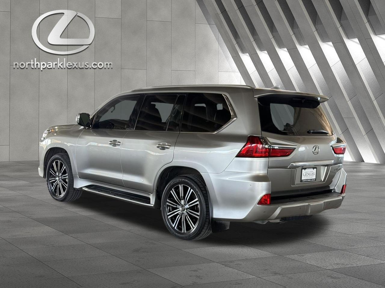 2020 Lexus LX 570