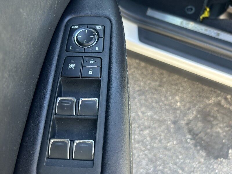2020 Lexus RX 350L Premium photo 4