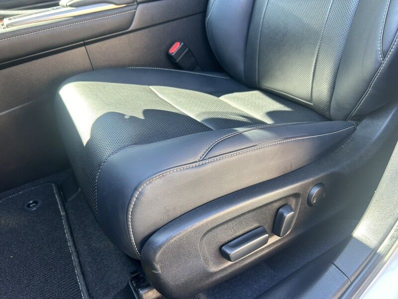 2020 Lexus RX 350L Premium photo 6