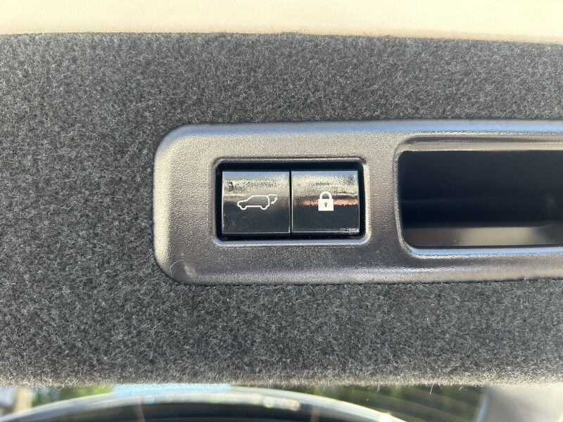 2020 Lexus RX 350L Premium photo 32