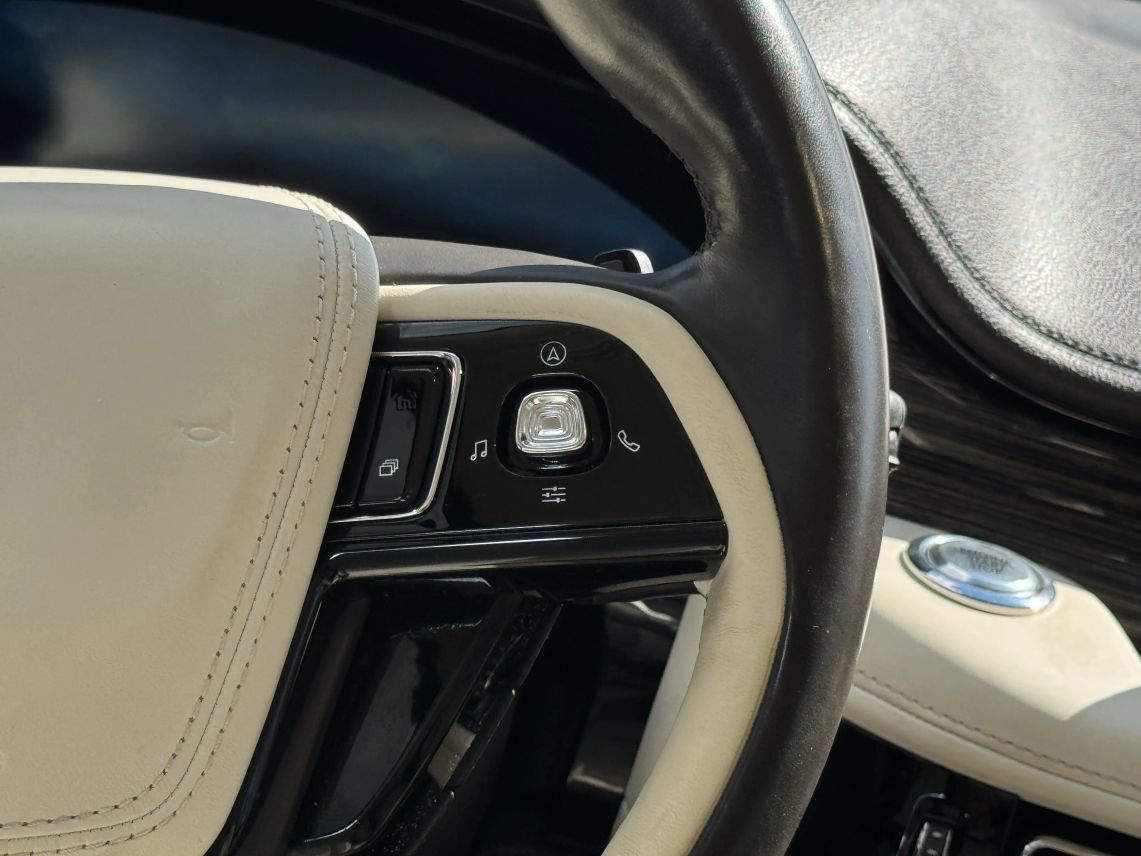 2020 Lincoln Aviator Black Label Sport Utility 4D