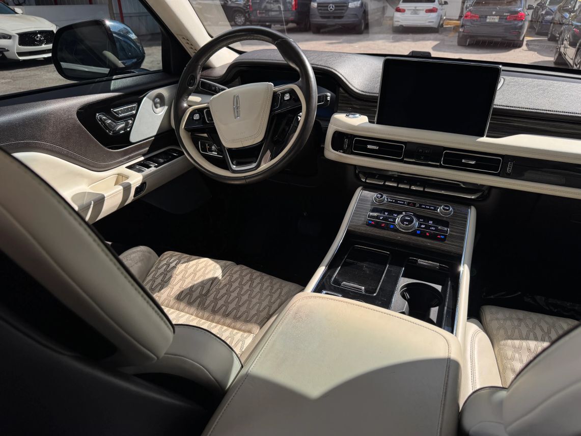 2020 Lincoln Aviator Black Label Sport Utility 4D