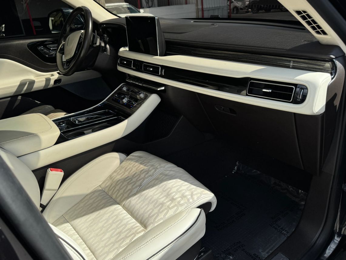 2020 Lincoln Aviator Black Label Sport Utility 4D
