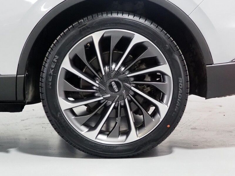 2020 Lincoln Aviator Reserve AWD *GROUP 202A, DYNAMIC HANDLING PKG, HEADS-UP DISPLAY, NAVIGATION, ADAPTIVE CRUISE, SAFETY ALERTS, 360 CAMERAS, PANO VISTA ROOF, LEATHER, CLIMATE/MASSAGE SEATS, 2ND ROW CAPTAIN'S, REVEL AUDIO, 22 INCH WHEELS Round Rock TX