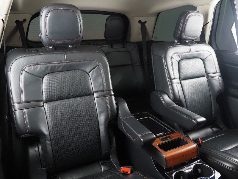 2020 Lincoln Aviator Reserve AWD *GROUP 202A, DYNAMIC HANDLING PKG, HEADS-UP DISPLAY, NAVIGATION, ADAPTIVE CRUISE, SAFETY ALERTS, 360 CAMERAS, PANO VISTA ROOF, LEATHER, CLIMATE/MASSAGE SEATS, 2ND ROW CAPTAIN'S, REVEL AUDIO, 22 INCH WHEELS Round Rock TX