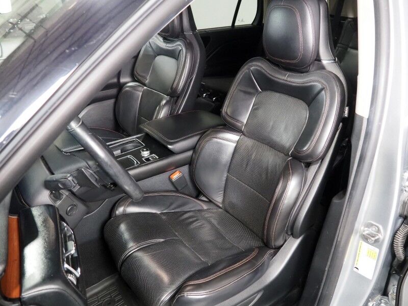 2020 Lincoln Aviator Reserve AWD *GROUP 202A, DYNAMIC HANDLING PKG, HEADS-UP DISPLAY, NAVIGATION, ADAPTIVE CRUISE, SAFETY ALERTS, 360 CAMERAS, PANO VISTA ROOF, LEATHER, CLIMATE/MASSAGE SEATS, 2ND ROW CAPTAIN'S, REVEL AUDIO, 22 INCH WHEELS Round Rock TX