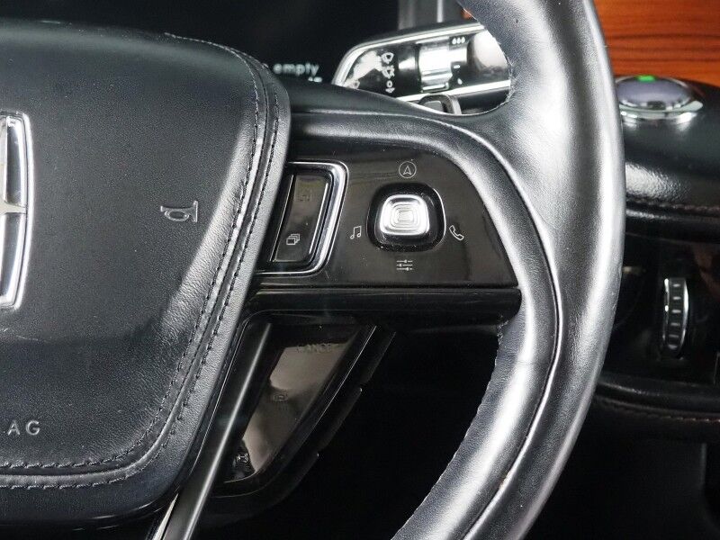 2020 Lincoln Aviator Reserve AWD *GROUP 202A, DYNAMIC HANDLING PKG, HEADS-UP DISPLAY, NAVIGATION, ADAPTIVE CRUISE, SAFETY ALERTS, 360 CAMERAS, PANO VISTA ROOF, LEATHER, CLIMATE/MASSAGE SEATS, 2ND ROW CAPTAIN'S, REVEL AUDIO, 22 INCH WHEELS Round Rock TX