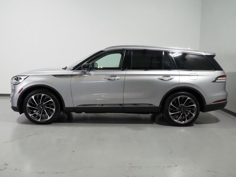 2020 Lincoln Aviator Reserve AWD *GROUP 202A, DYNAMIC HANDLING PKG, HEADS-UP DISPLAY, NAVIGATION, ADAPTIVE CRUISE, SAFETY ALERTS, 360 CAMERAS, PANO VISTA ROOF, LEATHER, CLIMATE/MASSAGE SEATS, 2ND ROW CAPTAIN'S, REVEL AUDIO, 22 INCH WHEELS Round Rock TX