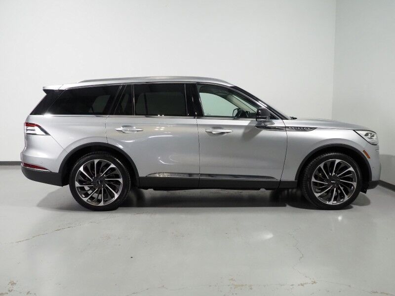 2020 Lincoln Aviator Reserve AWD *GROUP 202A, DYNAMIC HANDLING PKG, HEADS-UP DISPLAY, NAVIGATION, ADAPTIVE CRUISE, SAFETY ALERTS, 360 CAMERAS, PANO VISTA ROOF, LEATHER, CLIMATE/MASSAGE SEATS, 2ND ROW CAPTAIN'S, REVEL AUDIO, 22 INCH WHEELS Round Rock TX