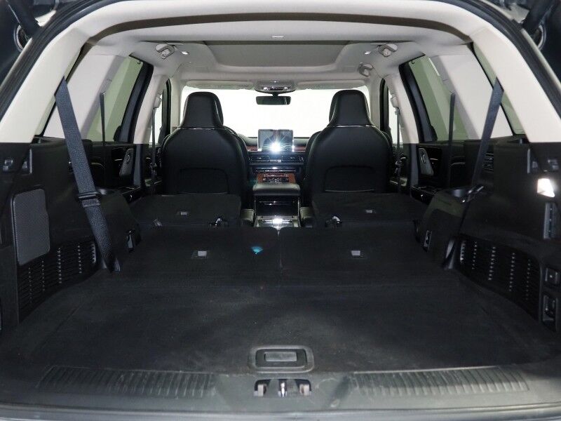 2020 Lincoln Aviator Reserve AWD *GROUP 202A, DYNAMIC HANDLING PKG, HEADS-UP DISPLAY, NAVIGATION, ADAPTIVE CRUISE, SAFETY ALERTS, 360 CAMERAS, PANO VISTA ROOF, LEATHER, CLIMATE/MASSAGE SEATS, 2ND ROW CAPTAIN'S, REVEL AUDIO, 22 INCH WHEELS Round Rock TX