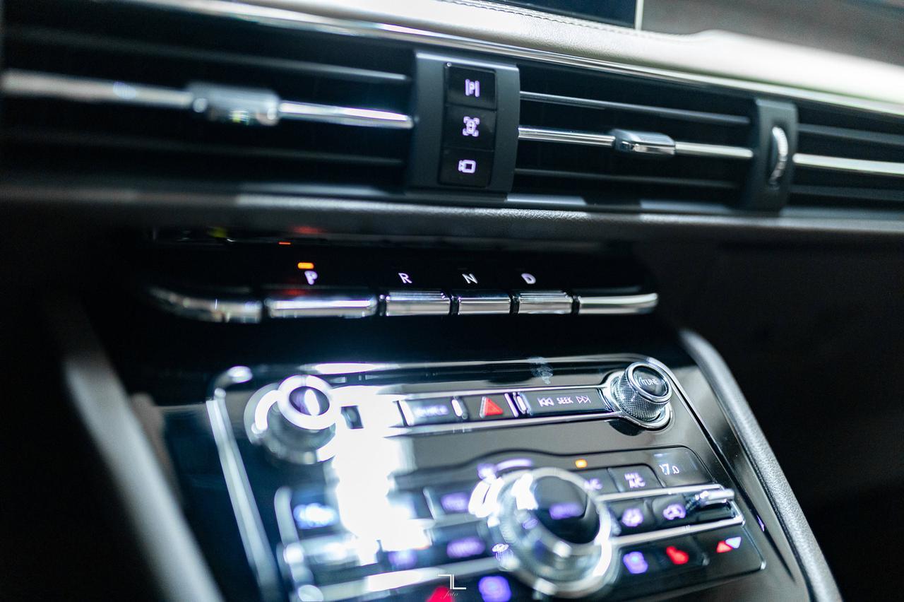 2020 Lincoln Corsair AWD Reserve Leather Roof Nav BCam Red Deer AB