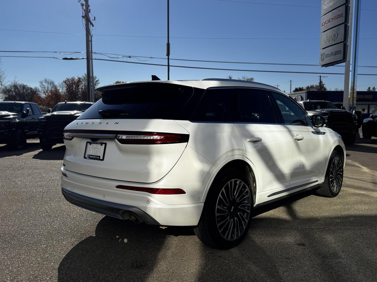 2020 Lincoln Corsair Reserve AWD SUV | Low KMs | 2L Turbo | Backup Camera | Head Up Display | Keypad Redwater AB