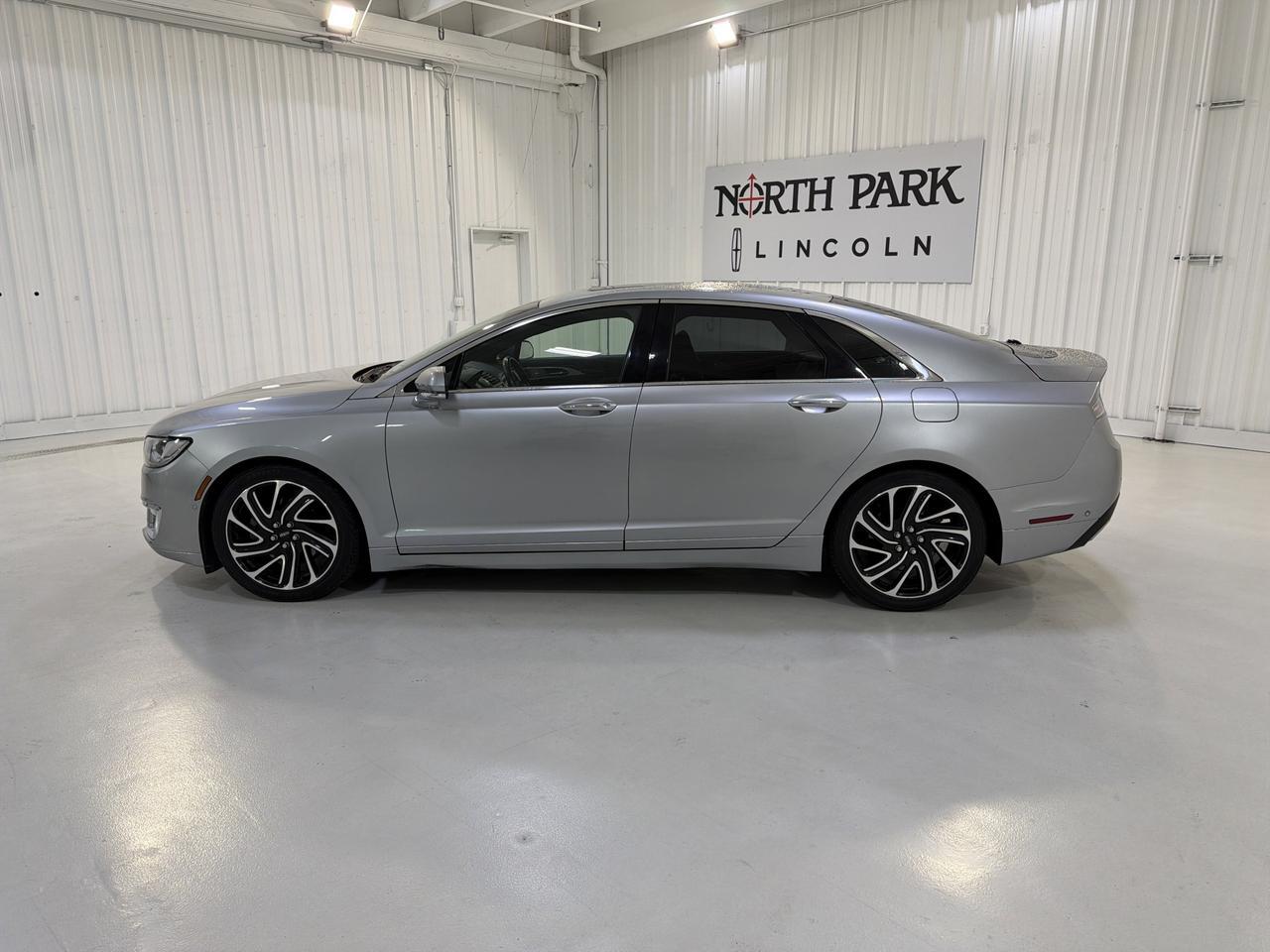 2020 Lincoln MKZ Reserve