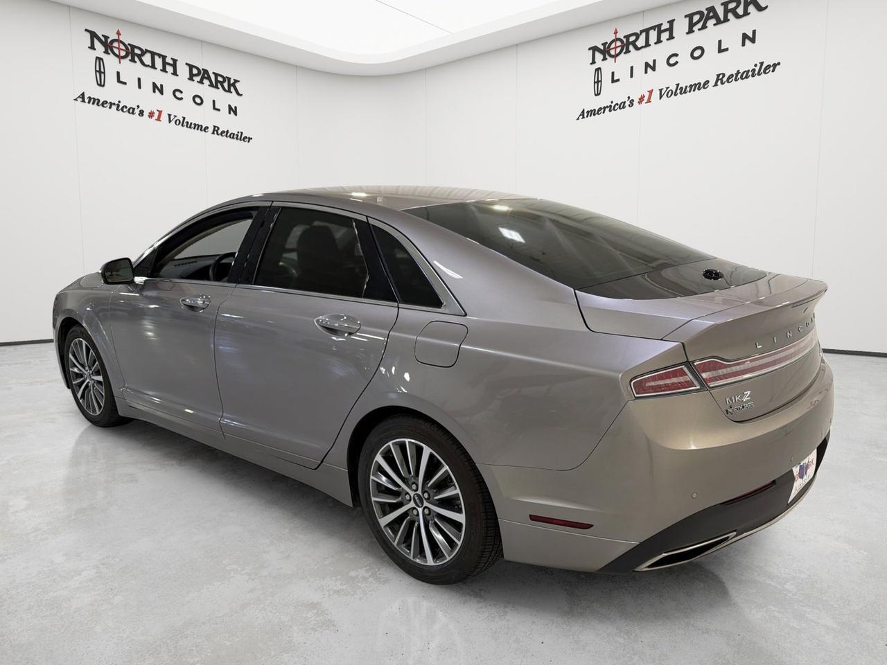 2020 Lincoln MKZ Standard