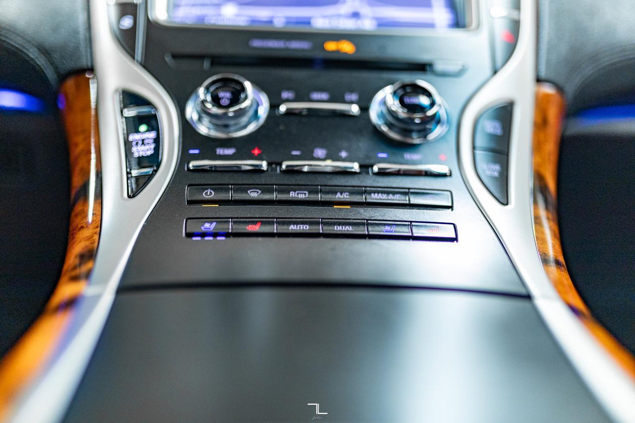 2020 Lincoln Nautilus AWD Reserve Leather Roof Nav BCam Red Deer AB