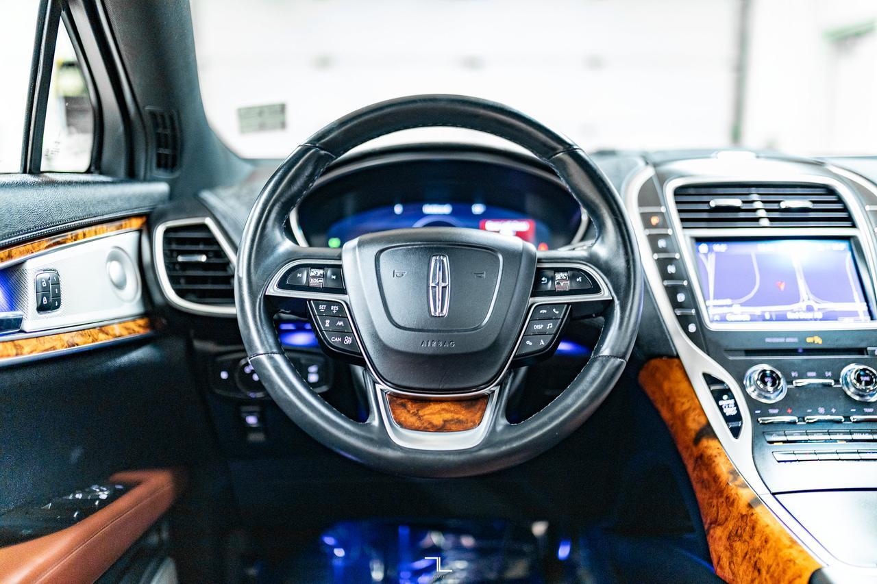 2020 Lincoln Nautilus AWD Reserve Leather Roof Nav BCam Red Deer AB