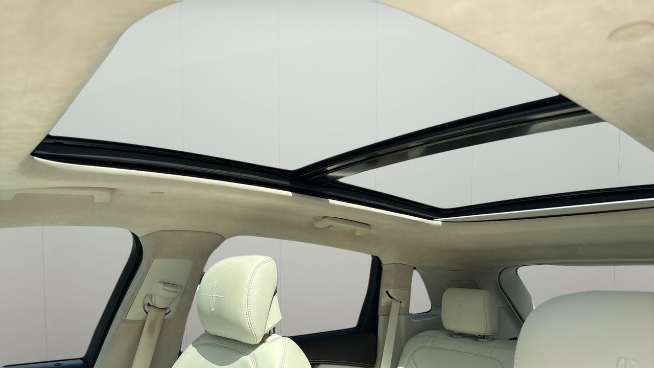 2020 Lincoln Nautilus Black Label