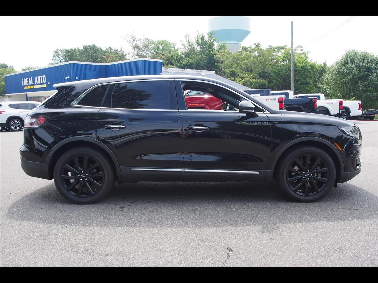2020 Lincoln Nautilus Reserve