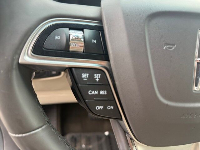 2020 Lincoln Nautilus Standard  TX