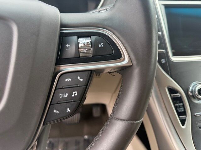 2020 Lincoln Nautilus Standard  TX